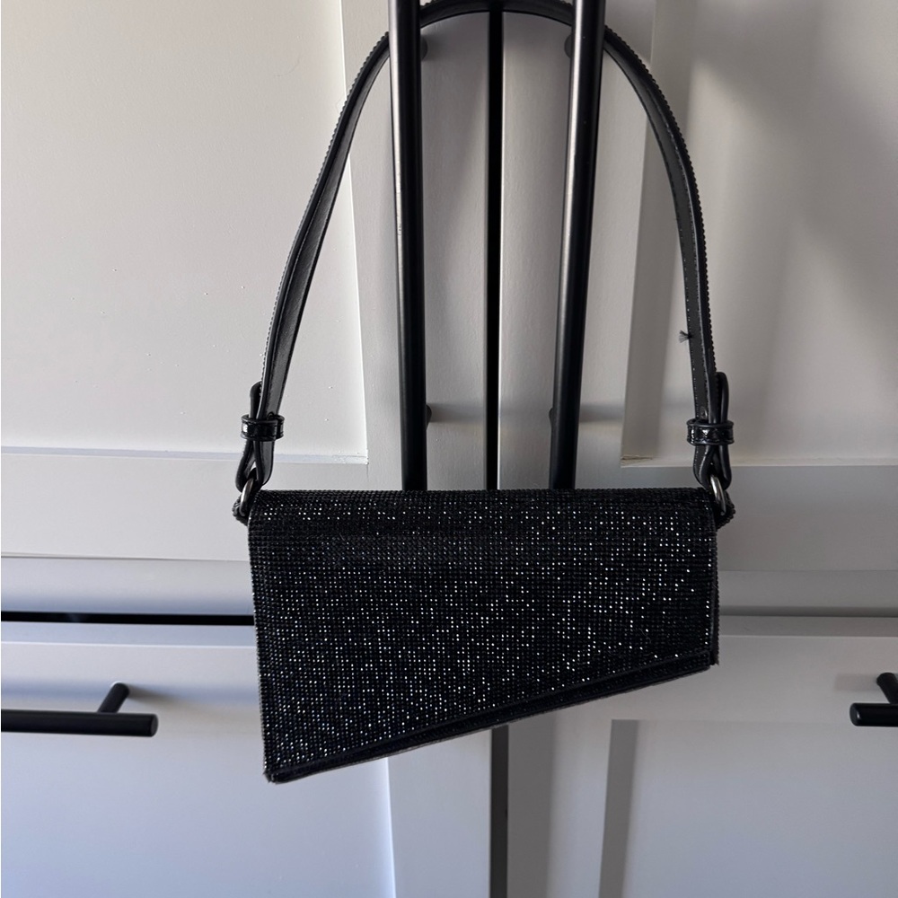 Elegant Black  Handbag